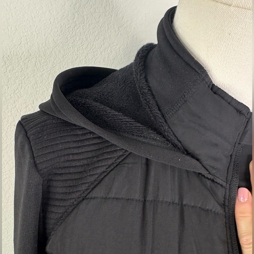 TEK GEAR Black Quilted Hooded Jacket w/ Thumb Holes – Size Small - Picture 5 of 8